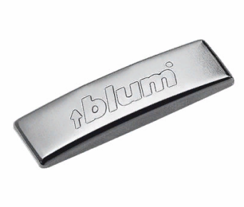 Заглушка на плечо петли штампованная с лого Blum никель CLIP-TOP Заглушка на плечо петли штампованная с лого Blum никель CLIP-TOP