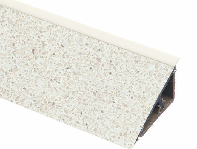 Плинтус Rehau Perfetto Line Сонора белый F041 (ST15), 4200 мм Плинтус Rehau Perfetto Line Сонора белый F041 (ST15), 4200 мм