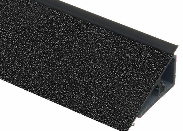 Плинтус Rehau Perfetto Line Террано черный F238 (ST15), 4200 мм Плинтус Rehau Perfetto Line Террано черный F238 (ST15), 4200 мм